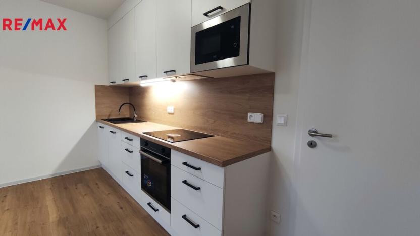 Pronájem bytu 2+kk, Olomouc - Řepčín, Aloise Rašína, 8221 m2