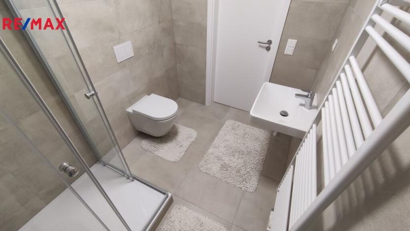 Pronájem bytu 2+kk, Olomouc - Řepčín, Aloise Rašína, 8221 m2