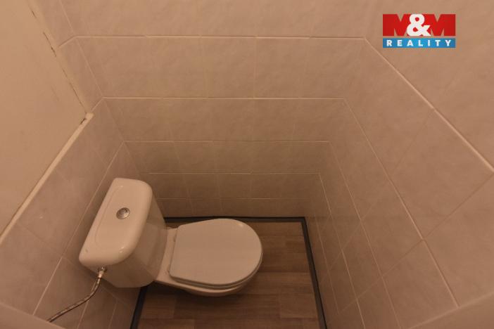 Pronájem bytu 1+1, Milovice - Mladá, Armádní, 35 m2