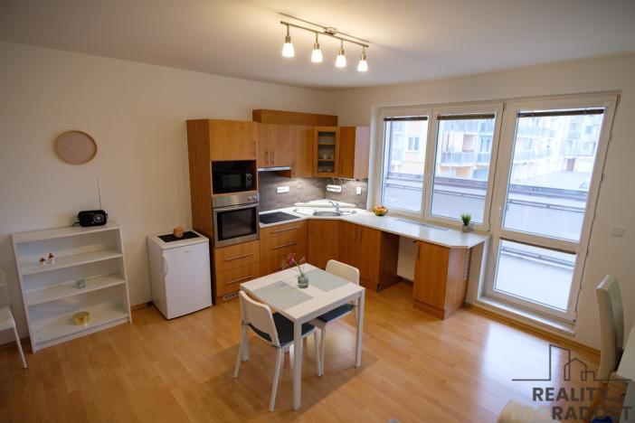 Pronájem bytu 2+kk, Olomouc, Novosadský dvůr, 51 m2