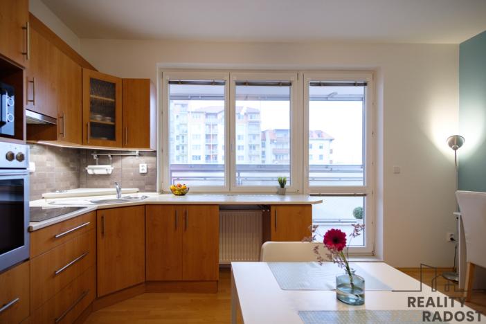 Pronájem bytu 2+kk, Olomouc, Novosadský dvůr, 51 m2