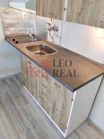 Pronájem bytu 1+kk, Humpolec, Na Závodí, 25 m2