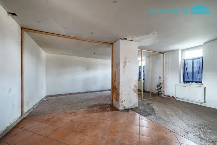 Prodej rodinného domu, Dolní Žandov, 167 m2