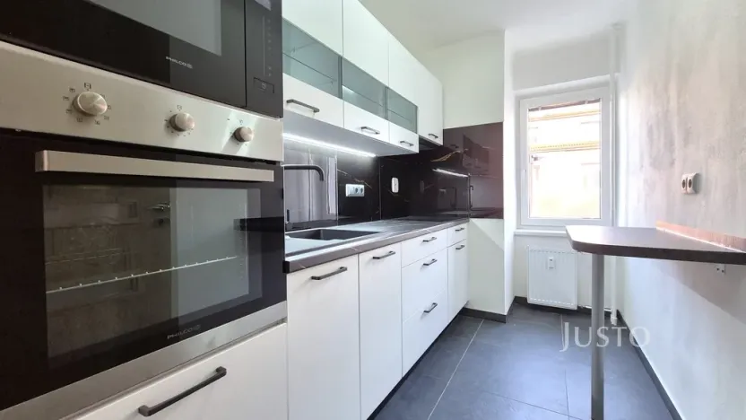 Pronájem bytu 2+1, Písek, Švantlova, 45 m2