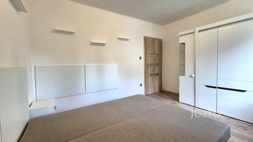 Pronájem bytu 2+1, Písek, Švantlova, 45 m2