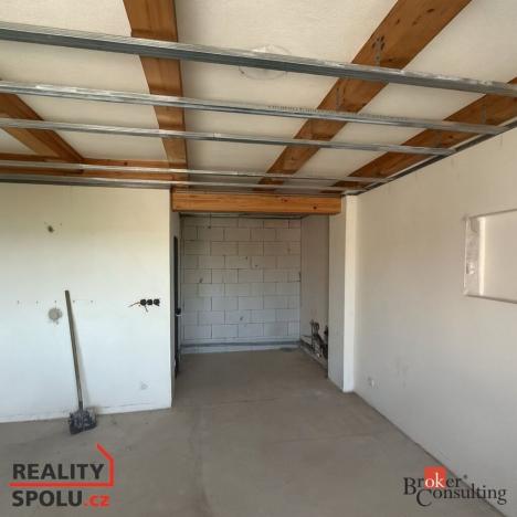 Prodej bytu 3+kk, Újezd u Brna, 9. května, 83 m2