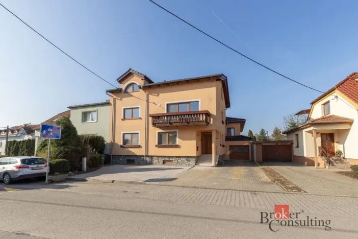 Prodej bytu 3+kk, Újezd u Brna, 9. května, 83 m2