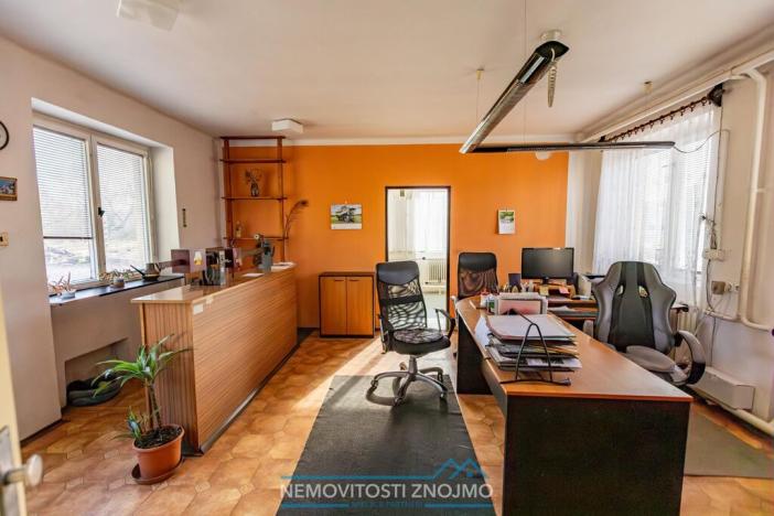 Prodej skladu, Šumná, 115 m2