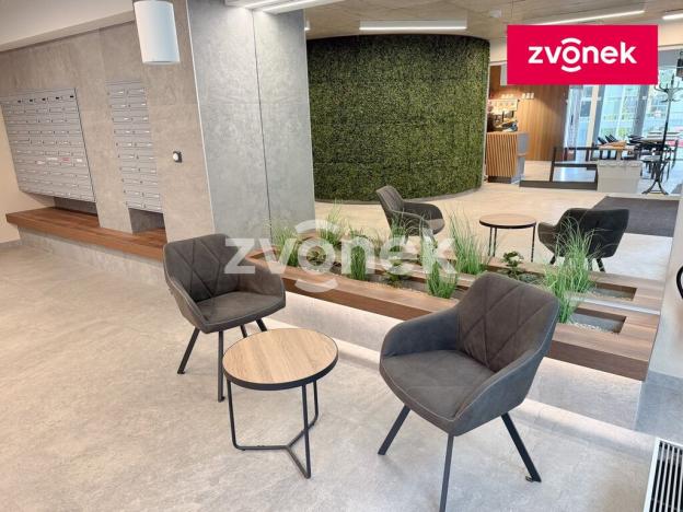 Pronájem bytu 1+kk, Zlín, Nad Stráněmi, 37 m2