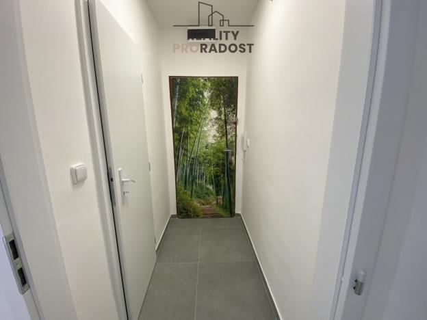 Pronájem bytu 1+kk, Havířov, Družstevnická, 23 m2