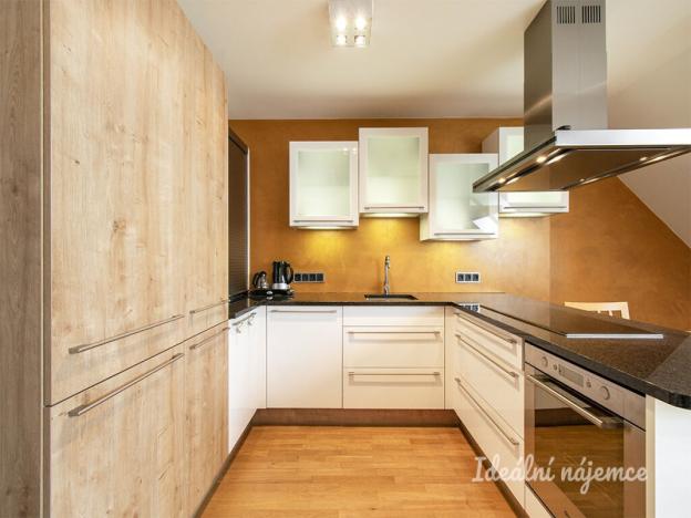 Prodej bytu 3+kk, Praha - Nusle, Táborská, 93 m2