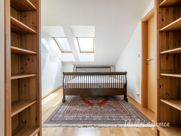 Prodej bytu 3+kk, Praha - Nusle, Táborská, 93 m2