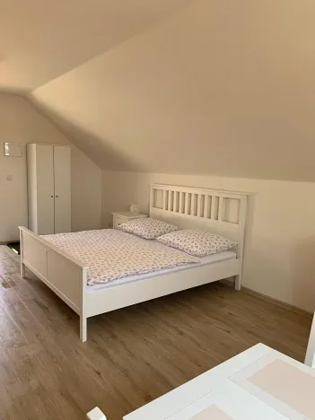 Prodej vinného sklepa, Čejkovice, 66 m2