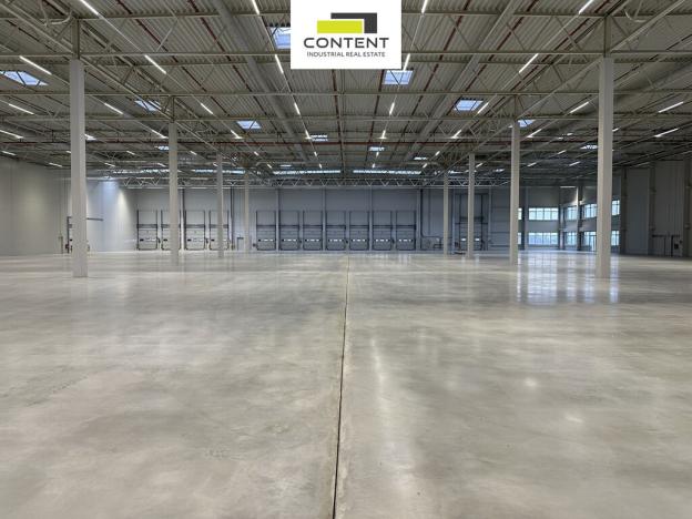 Pronájem skladu, Ostředek, 4424 m2