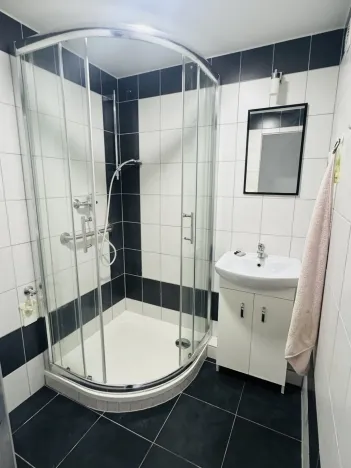 Pronájem bytu 2+1, Pardubice - Zelené Předměstí, nábřeží Závodu míru, 53 m2