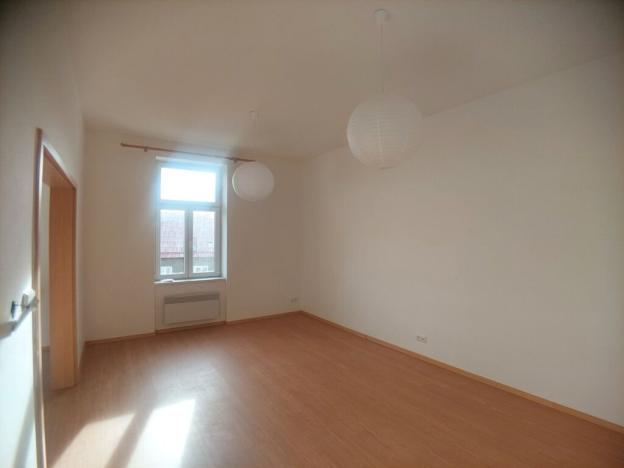 Pronájem bytu 1+1, Tábor, 9. května, 30 m2