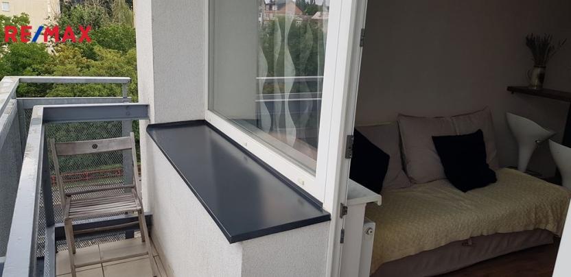 Pronájem bytu 1+kk, Praha, Hornoměcholupská, 22 m2