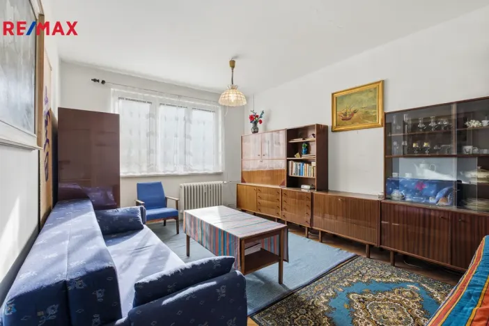 Prodej bytu 1+1, Karlovy Vary, Krymská, 28 m2