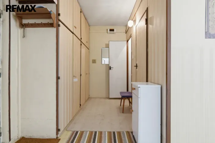 Prodej bytu 1+1, Karlovy Vary, Krymská, 28 m2