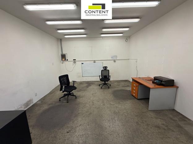 Pronájem skladu, Brno - Maloměřice, Kulkova, 4770 m2