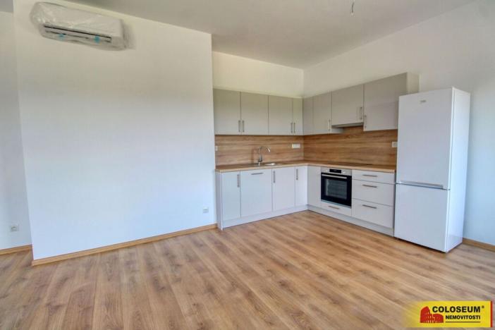 Pronájem bytu 2+kk, Znojmo, Vrbkova, 62 m2