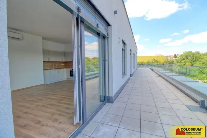 Pronájem bytu 2+kk, Znojmo, Vrbkova, 62 m2