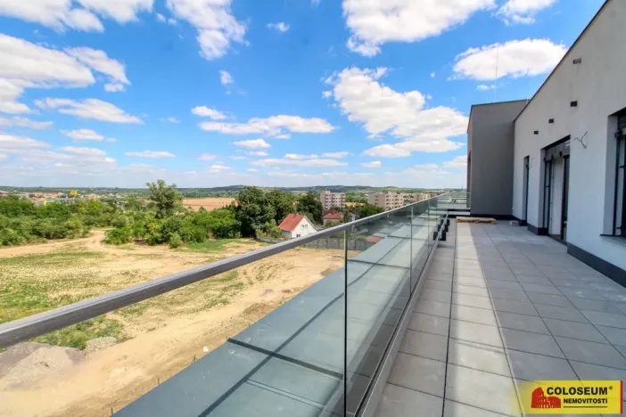 Pronájem bytu 2+kk, Znojmo, Vrbkova, 62 m2