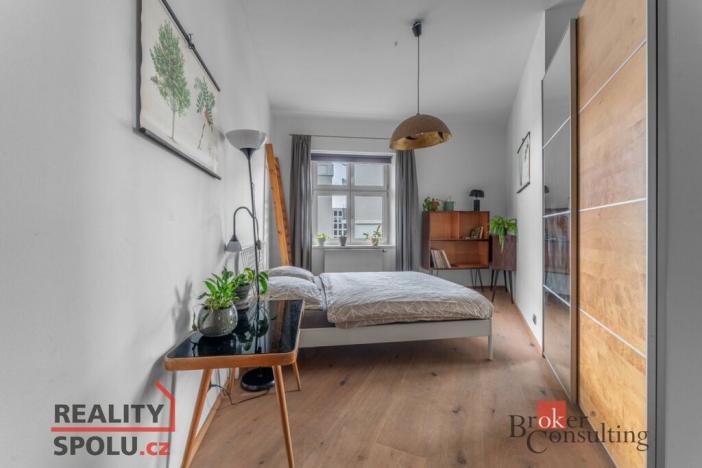 Prodej bytu 3+kk, Praha - Holešovice, U Uranie, 95 m2