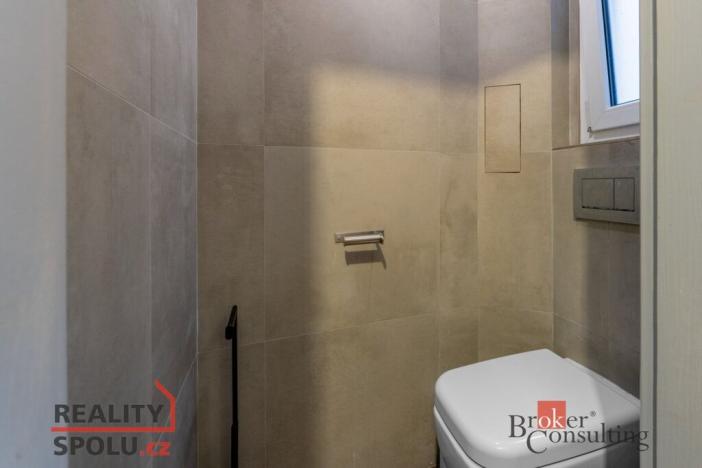 Prodej bytu 3+kk, Praha - Holešovice, U Uranie, 95 m2