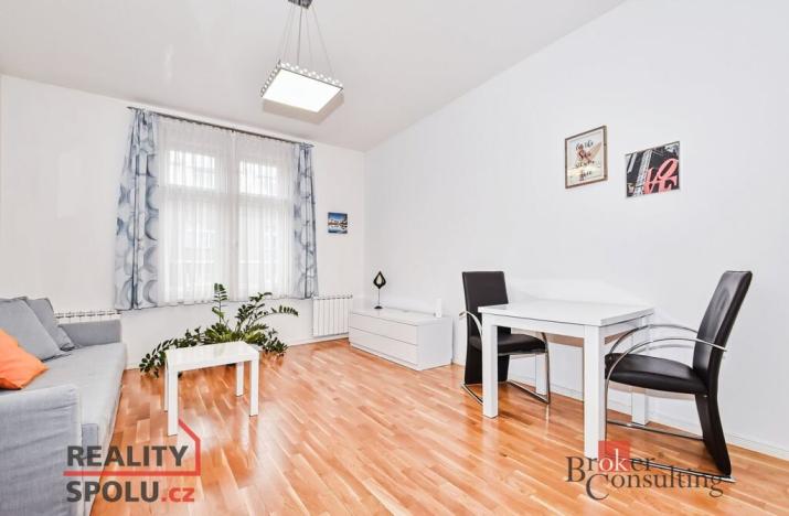 Pronájem bytu 1+kk, Praha - Žižkov, Ondříčkova, 35 m2