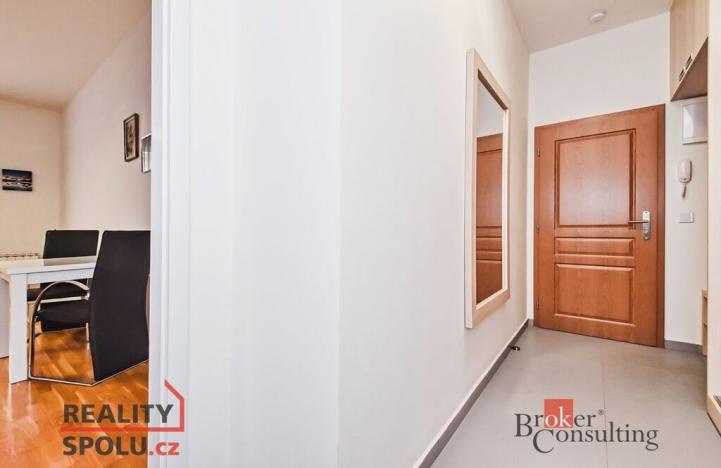 Pronájem bytu 1+kk, Praha - Žižkov, Ondříčkova, 35 m2