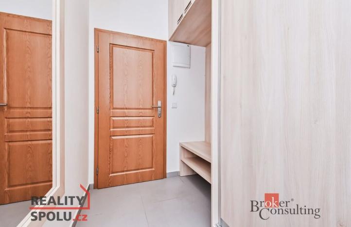 Pronájem bytu 1+kk, Praha - Žižkov, Ondříčkova, 35 m2