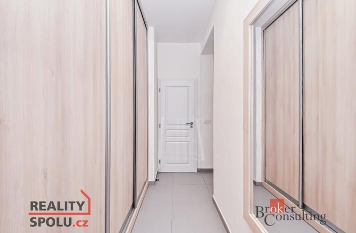 Pronájem bytu 1+kk, Praha - Žižkov, Ondříčkova, 35 m2