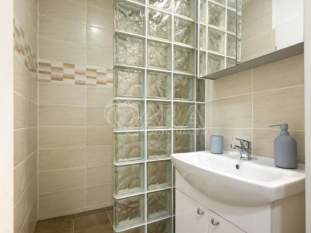 Pronájem bytu 1+kk, Praha - Střížkov, Rumburská, 33 m2