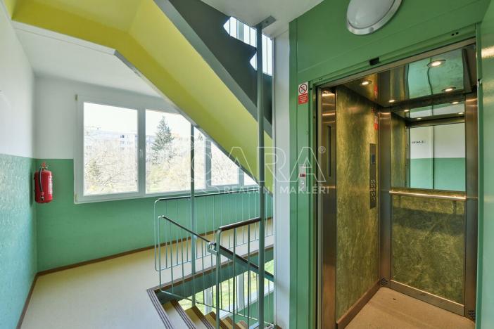 Pronájem bytu 1+kk, Praha - Střížkov, Rumburská, 33 m2