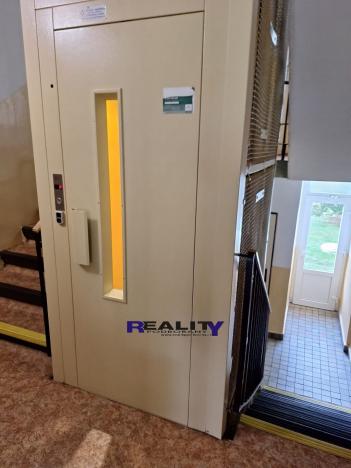 Pronájem bytu 2+1, Žatec, Ostrov, 66 m2