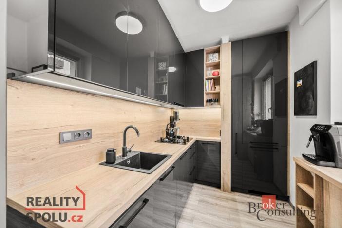 Prodej bytu 3+1, Plzeň - Jižní Předměstí, Alešova, 73 m2