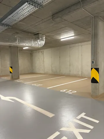 Pronájem garážového stání, Praha - Modřany, Mezi vodami, 13 m2