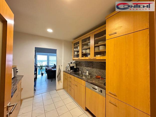 Pronájem kanceláře, Praha - Dolní Chabry, Dopraváků, 262 m2