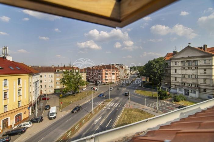 Pronájem bytu 3+kk, Praha - Vysočany, Spojovací, 91 m2