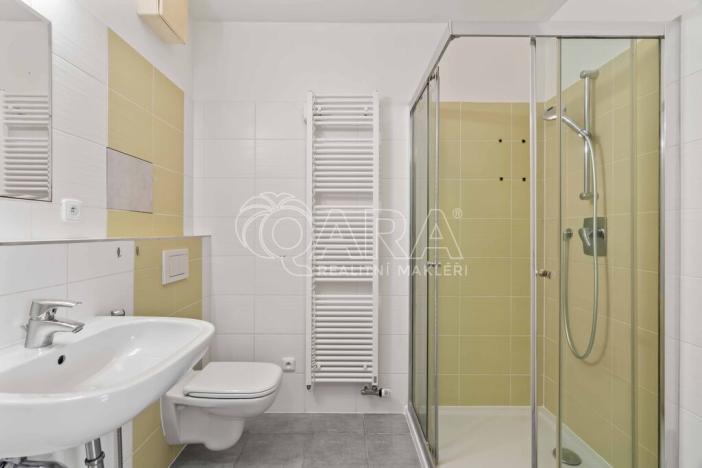 Pronájem bytu 3+kk, Praha - Vysočany, Spojovací, 91 m2