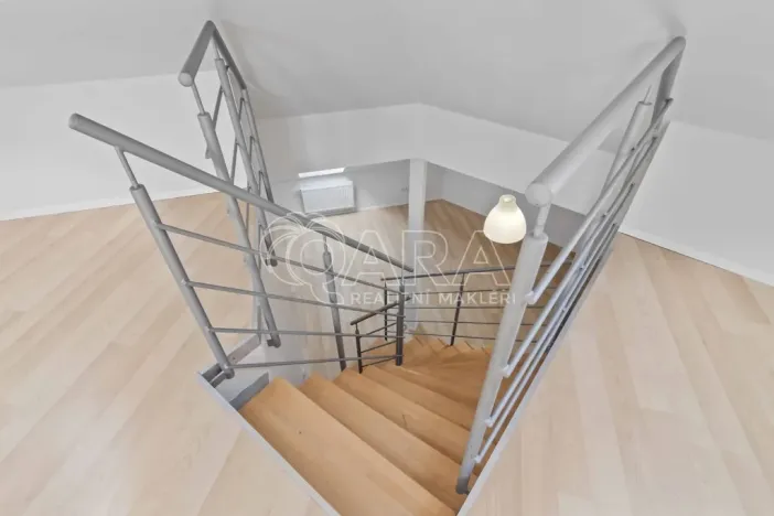 Pronájem bytu 3+kk, Praha - Vysočany, Spojovací, 91 m2