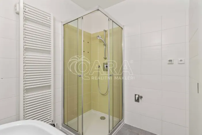Pronájem bytu 3+kk, Praha - Vysočany, Spojovací, 91 m2