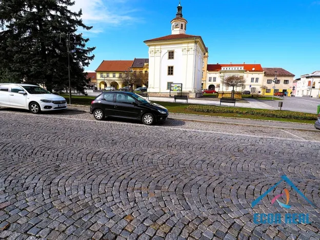 Prodej činžovního domu, Benátky nad Jizerou - Benátky nad Jizerou I, Husovo náměstí, 807 m2