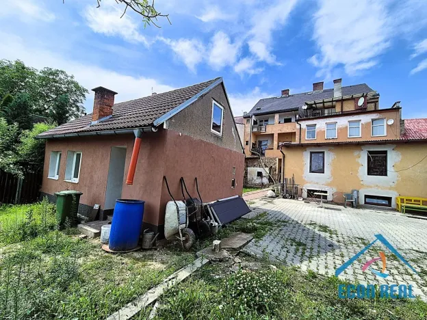 Prodej činžovního domu, Benátky nad Jizerou - Benátky nad Jizerou I, Husovo náměstí, 807 m2