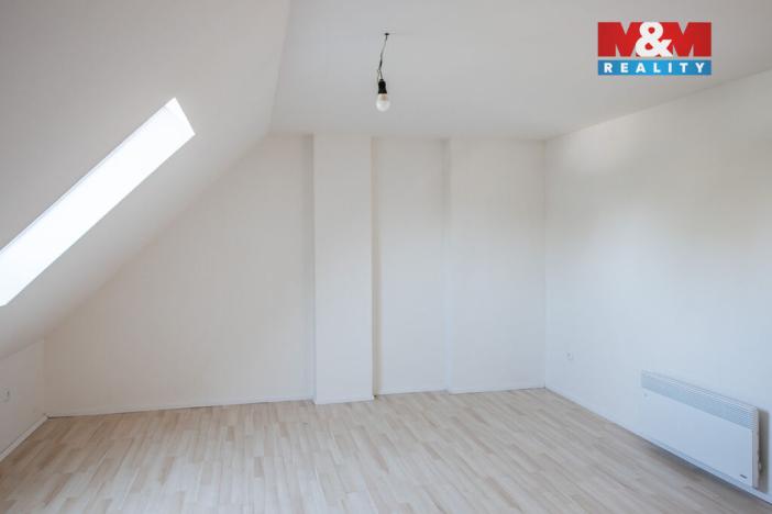 Pronájem bytu 4+kk, Pardubice - Svítkov, U Trojice, 81 m2