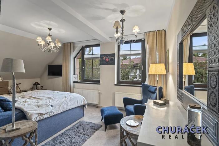 Prodej rodinného domu, Ohrobec, Oblouková, 446 m2