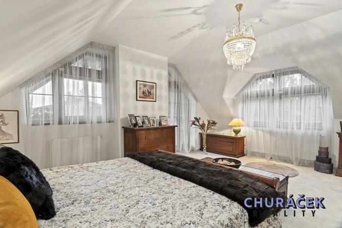 Prodej rodinného domu, Ohrobec, Oblouková, 446 m2