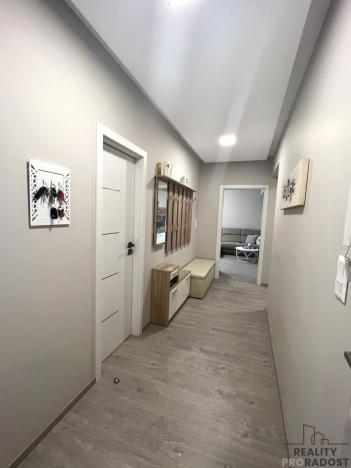 Prodej bytu 3+1, Jesenice, 92 m2