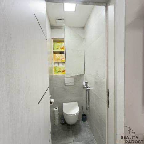 Prodej bytu 3+1, Jesenice, 92 m2